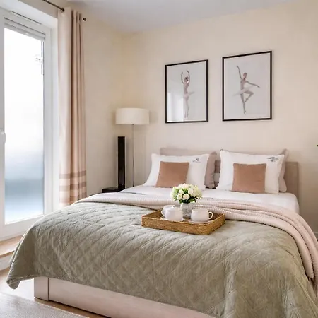 Old Town Story With Parking - Tandeta 1 By Lion Danzig